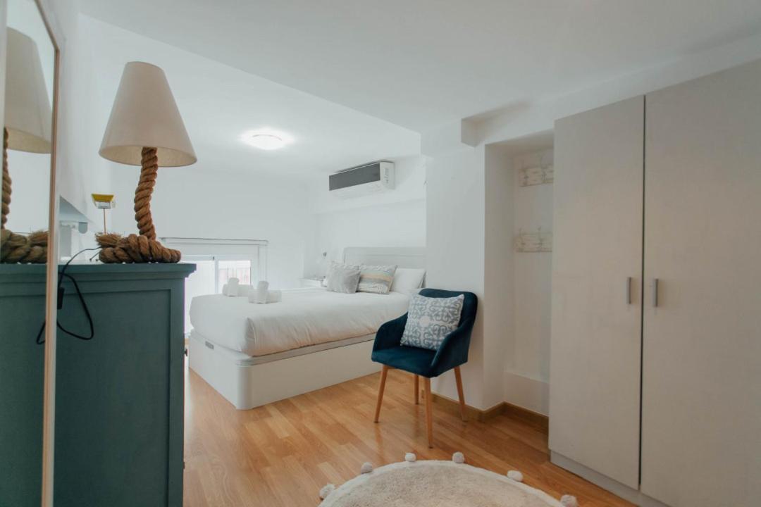 Cozy Next To The Alameda -2bdrm 1,5 Bath * Sewilla