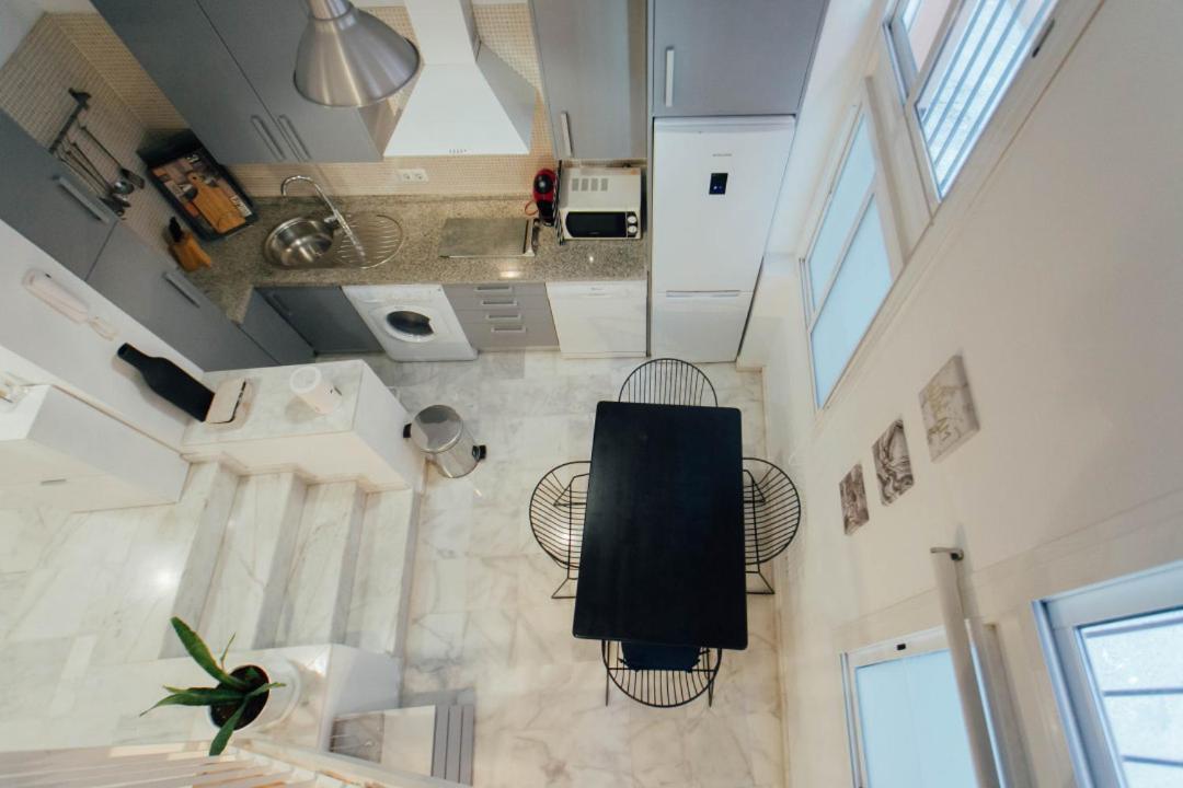Apartament Cozy Next To The Alameda -2bdrm 1,5 Bath Sewilla